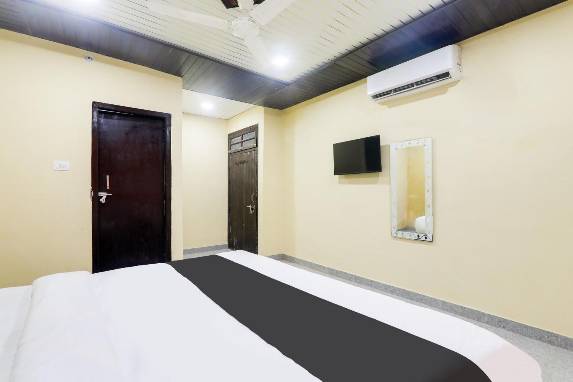 Hotel O Basera