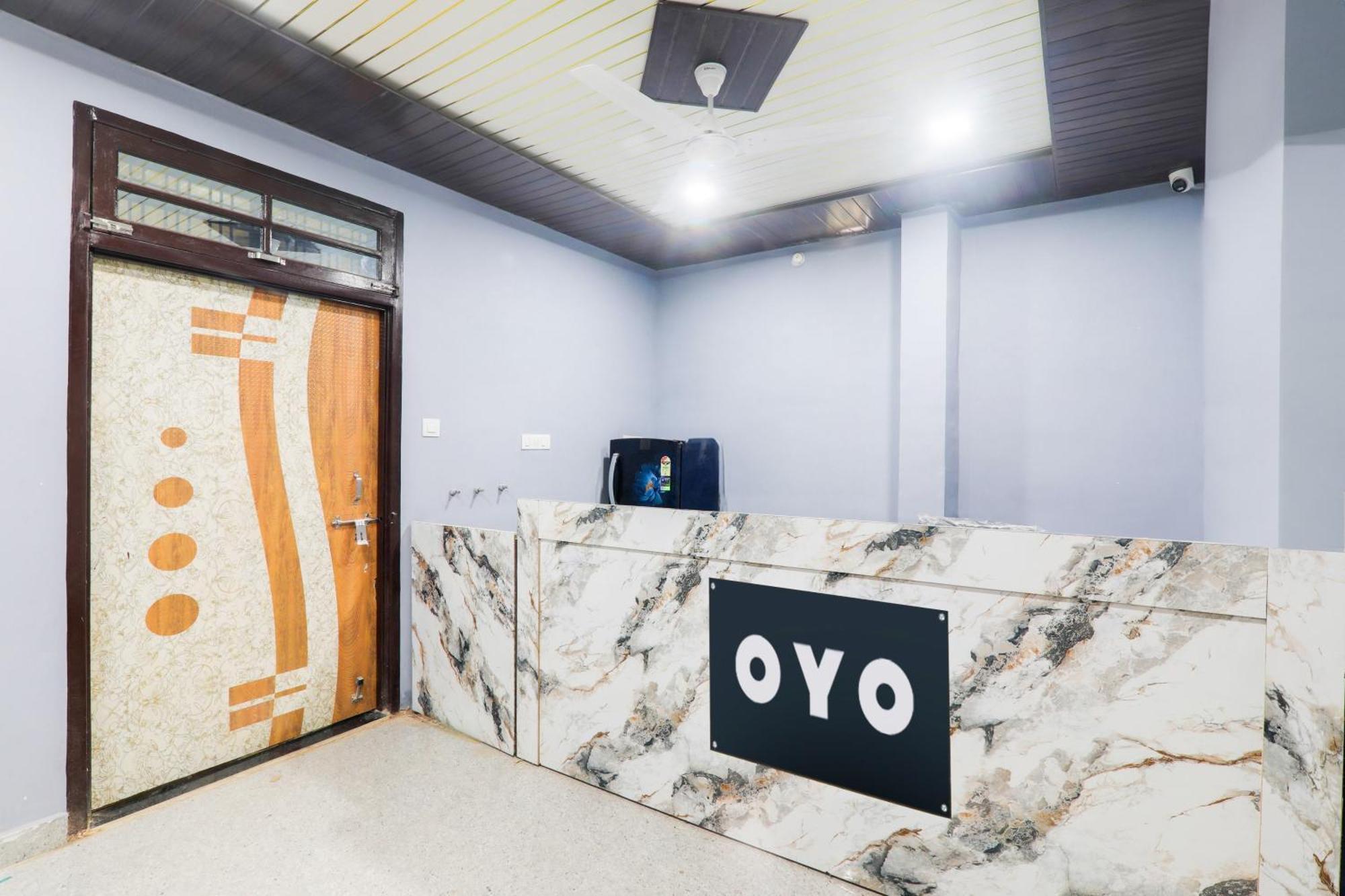 Hotel O Basera 2*