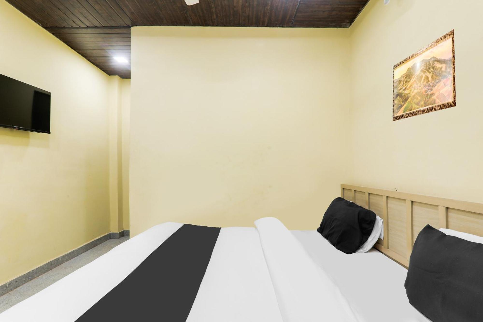Hotel O Basera